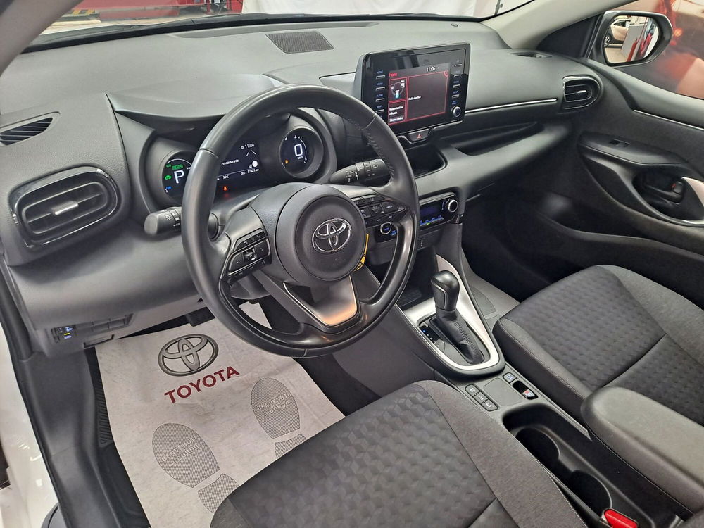 Toyota Yaris usata a Roma (17)