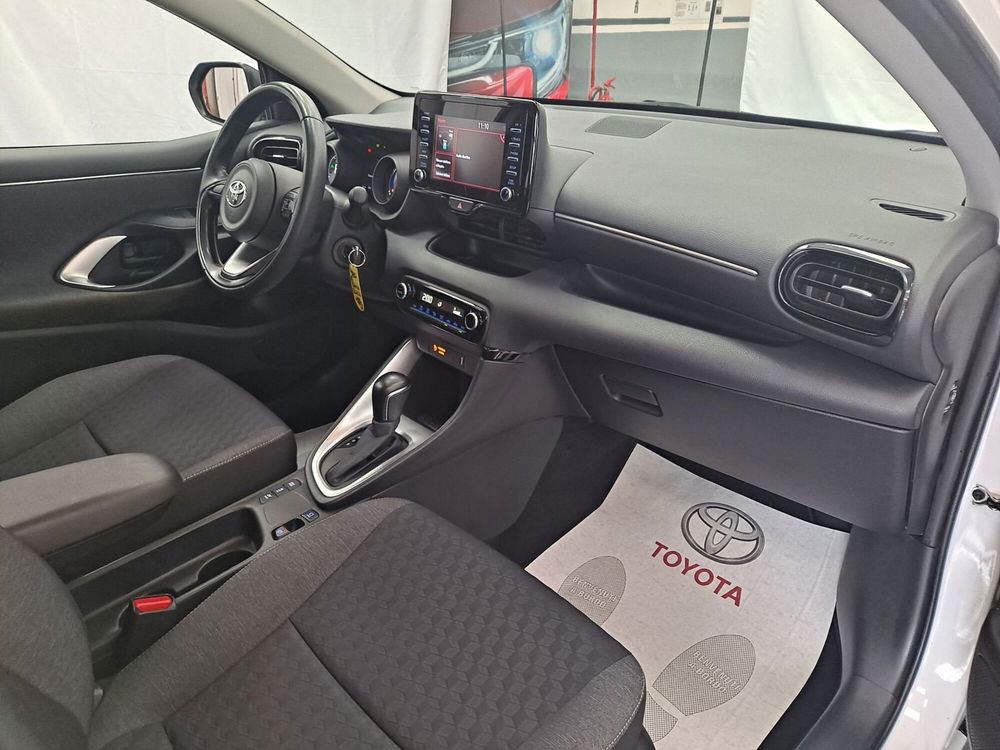 Toyota Yaris usata a Roma (6)