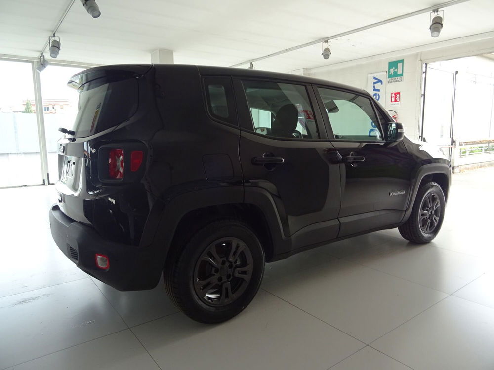 Jeep Renegade nuova a Lucca (5)