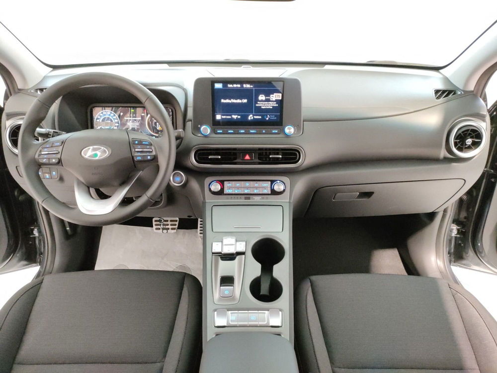 Hyundai Kona nuova a L'Aquila (16)