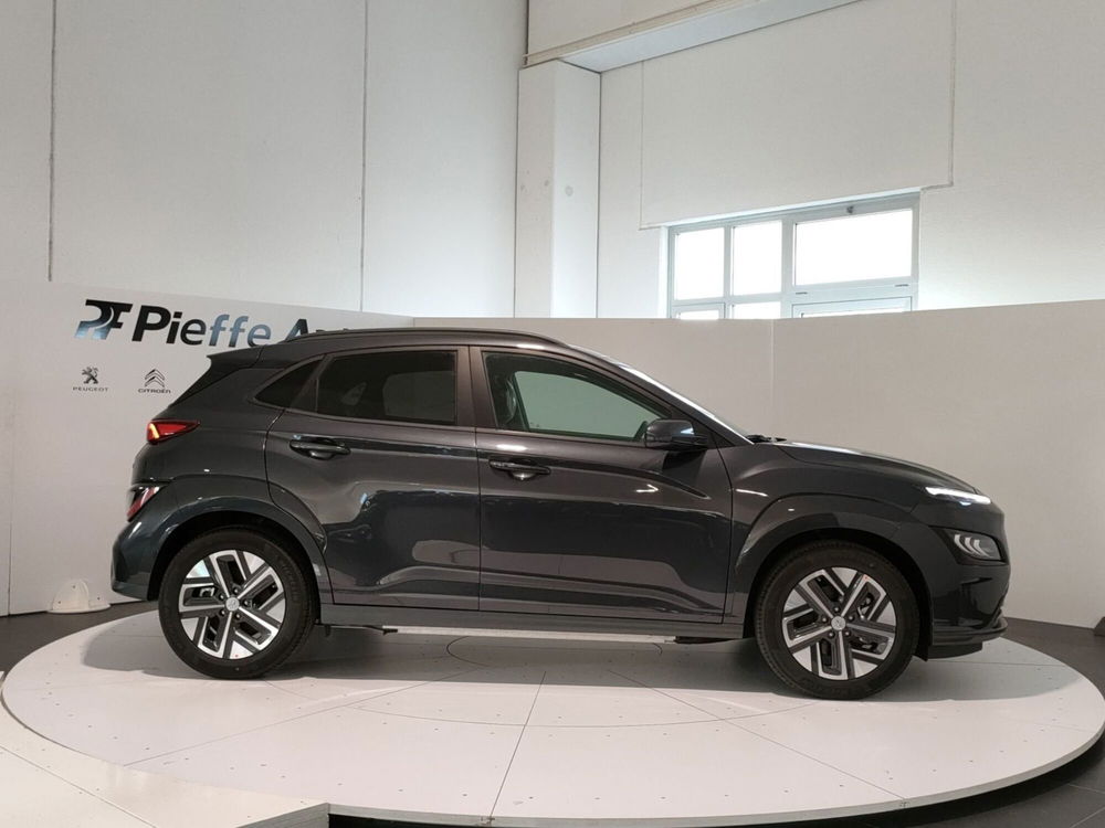 Hyundai Kona nuova a L'Aquila (5)