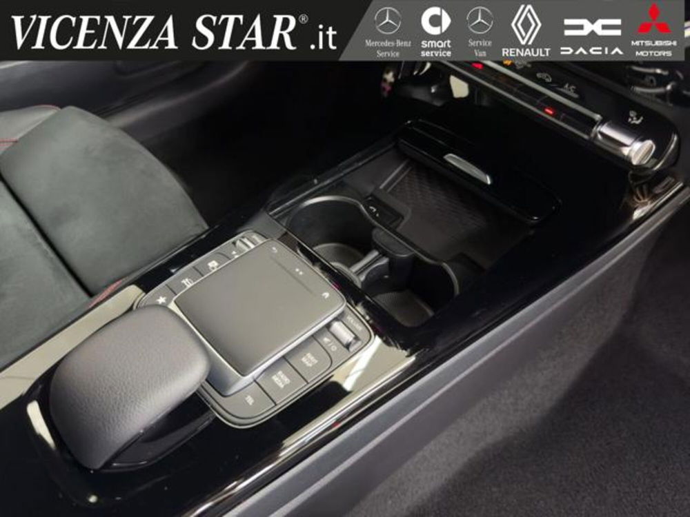 Mercedes-Benz CLA Shooting Brake usata a Vicenza (20)