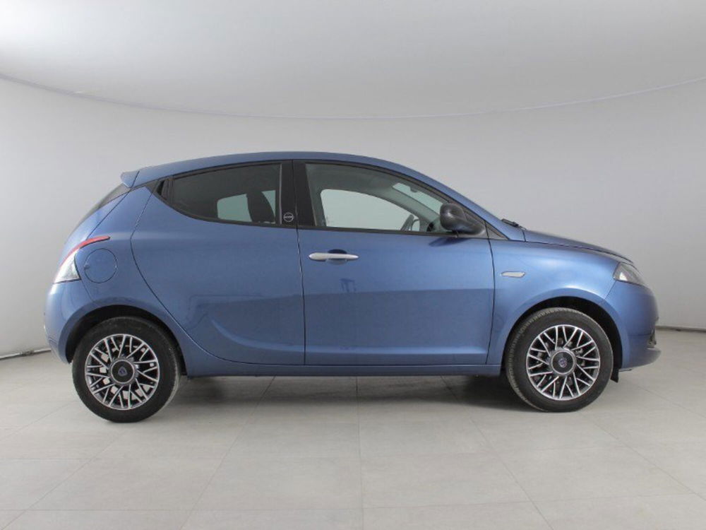 Lancia Ypsilon usata a Palermo (14)