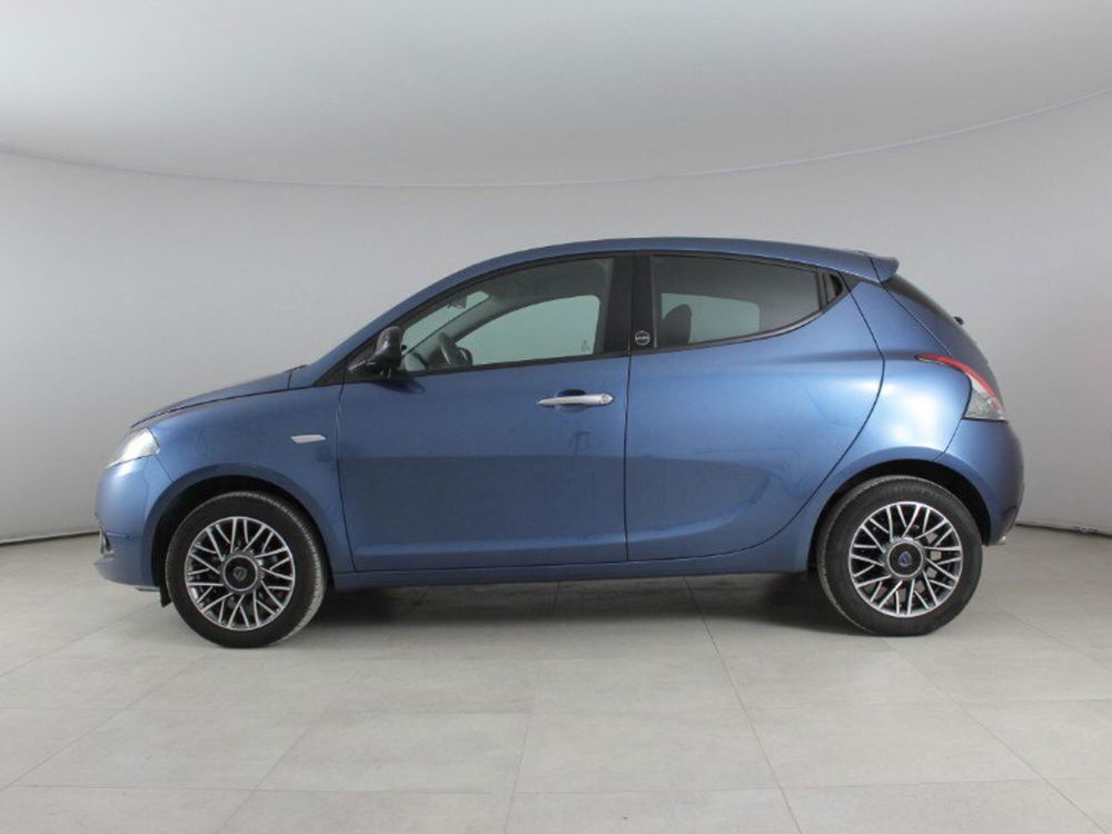 Lancia Ypsilon usata a Palermo (2)