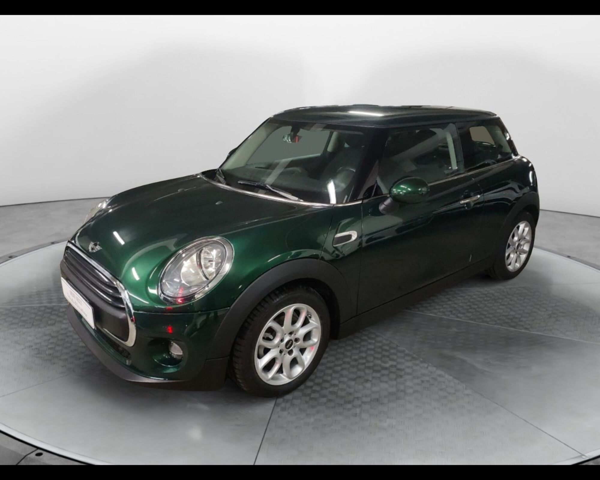 MINI Mini 1.5 One D Boost  del 2017 usata a Teverola