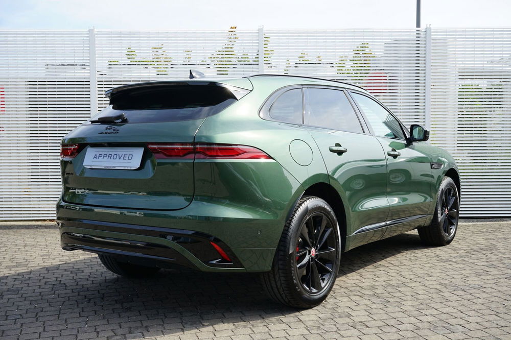 Jaguar F-Pace usata a Chieti (2)