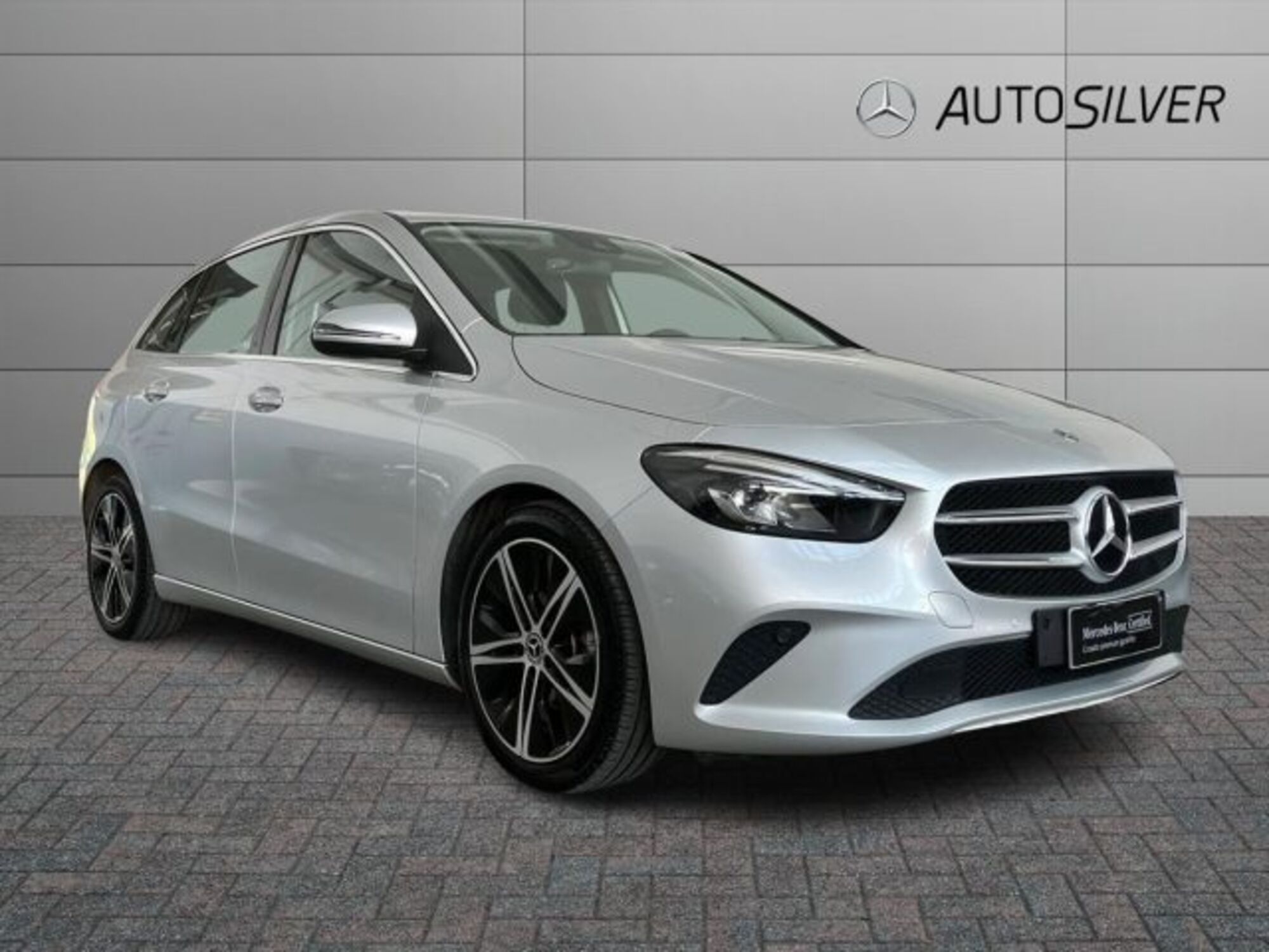 Mercedes-Benz Classe B 180 Sport  del 2020 usata a Verona