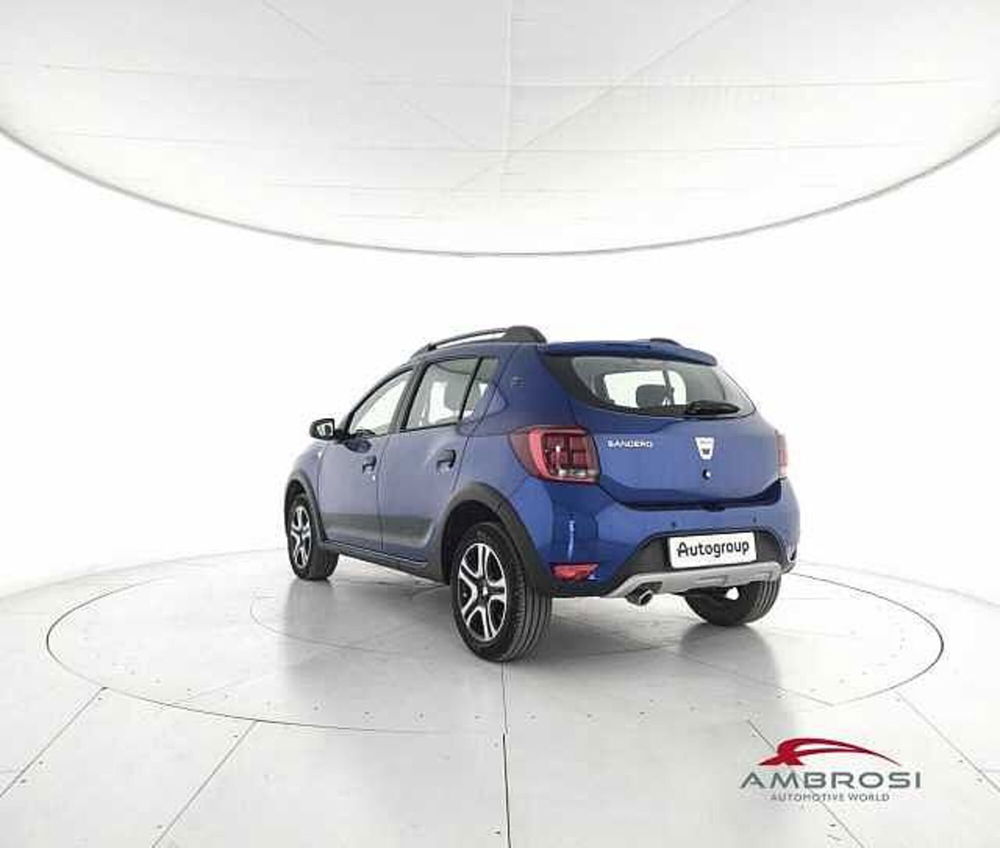 Dacia Sandero usata a Viterbo (4)