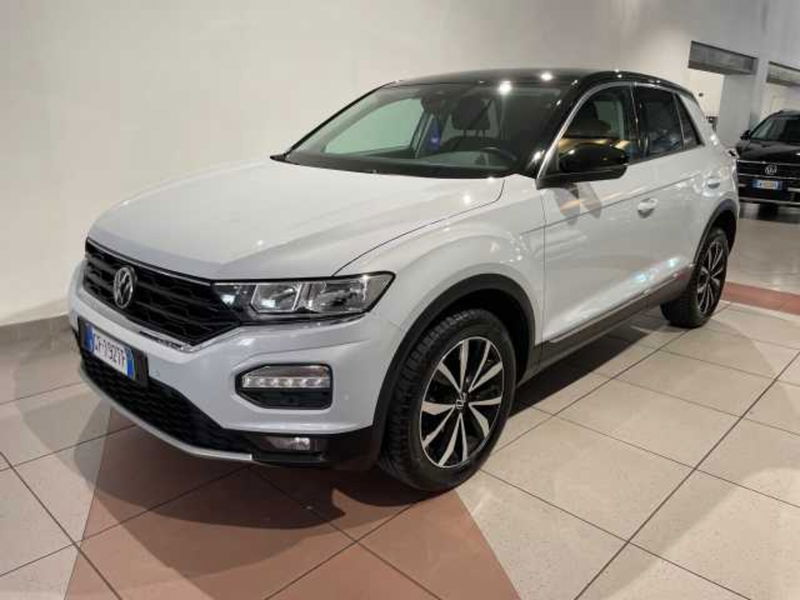 Volkswagen T-Roc 1.0 TSI Style BlueMotion Technology del 2021 usata a Genova