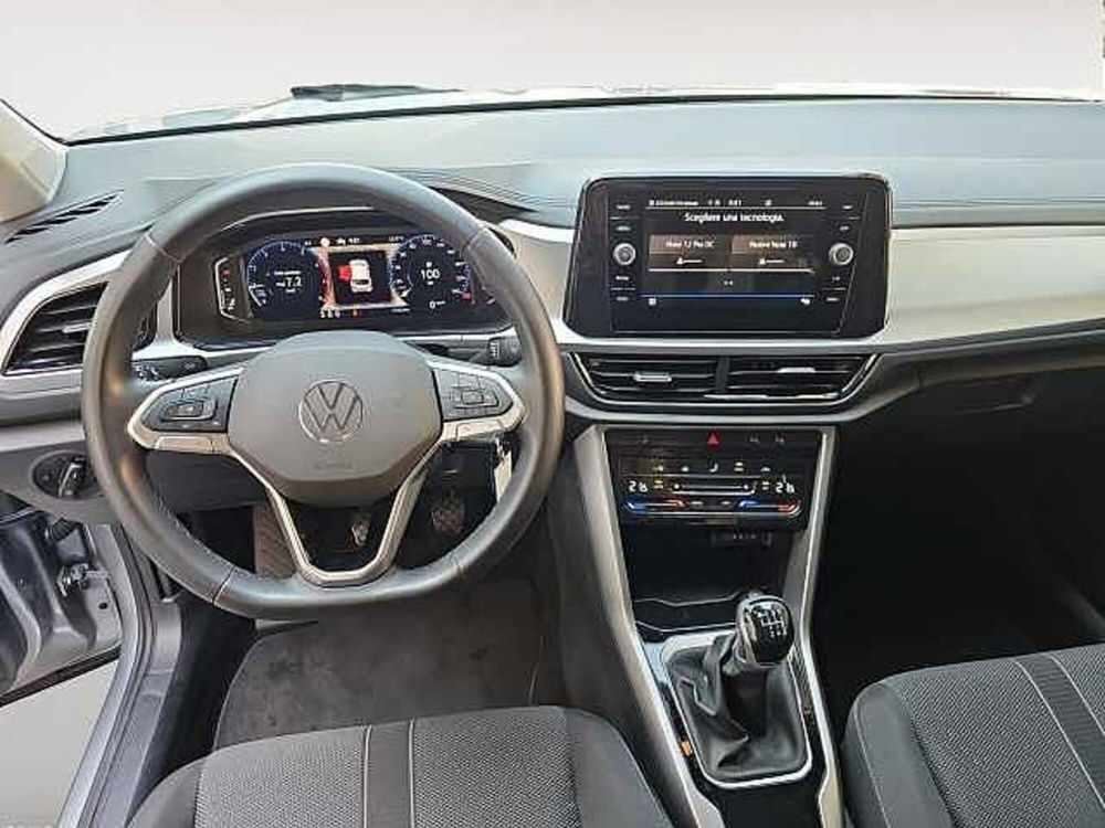 Volkswagen T-Roc usata a Lecco (9)