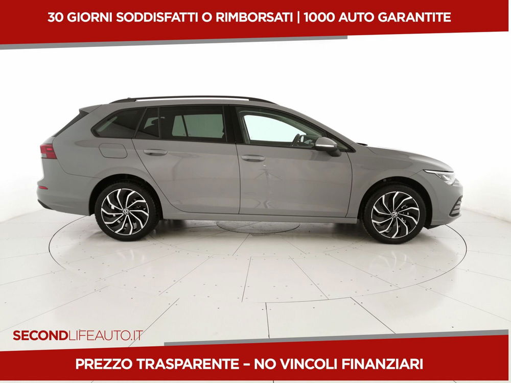 Volkswagen Golf Variant nuova a Chieti (4)