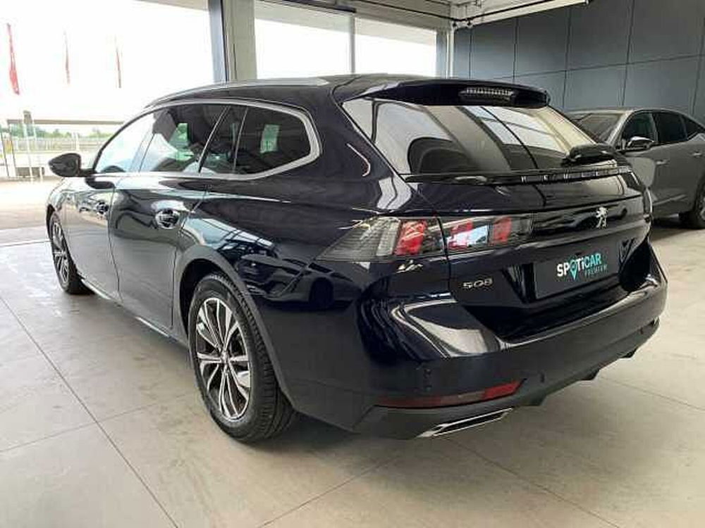 Peugeot 508 SW usata a Venezia (9)