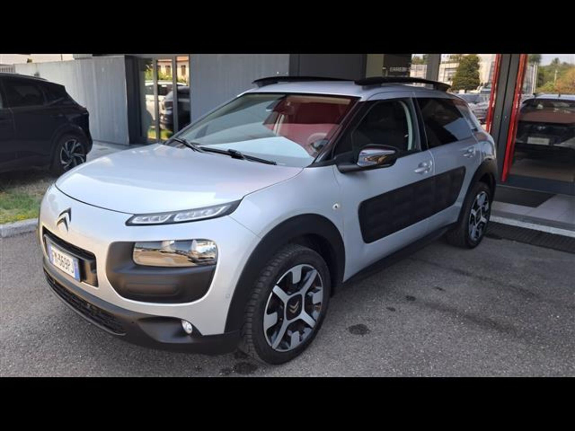 Citroen C4 Cactus BlueHDi 100 Shine del 2017 usata a Asti