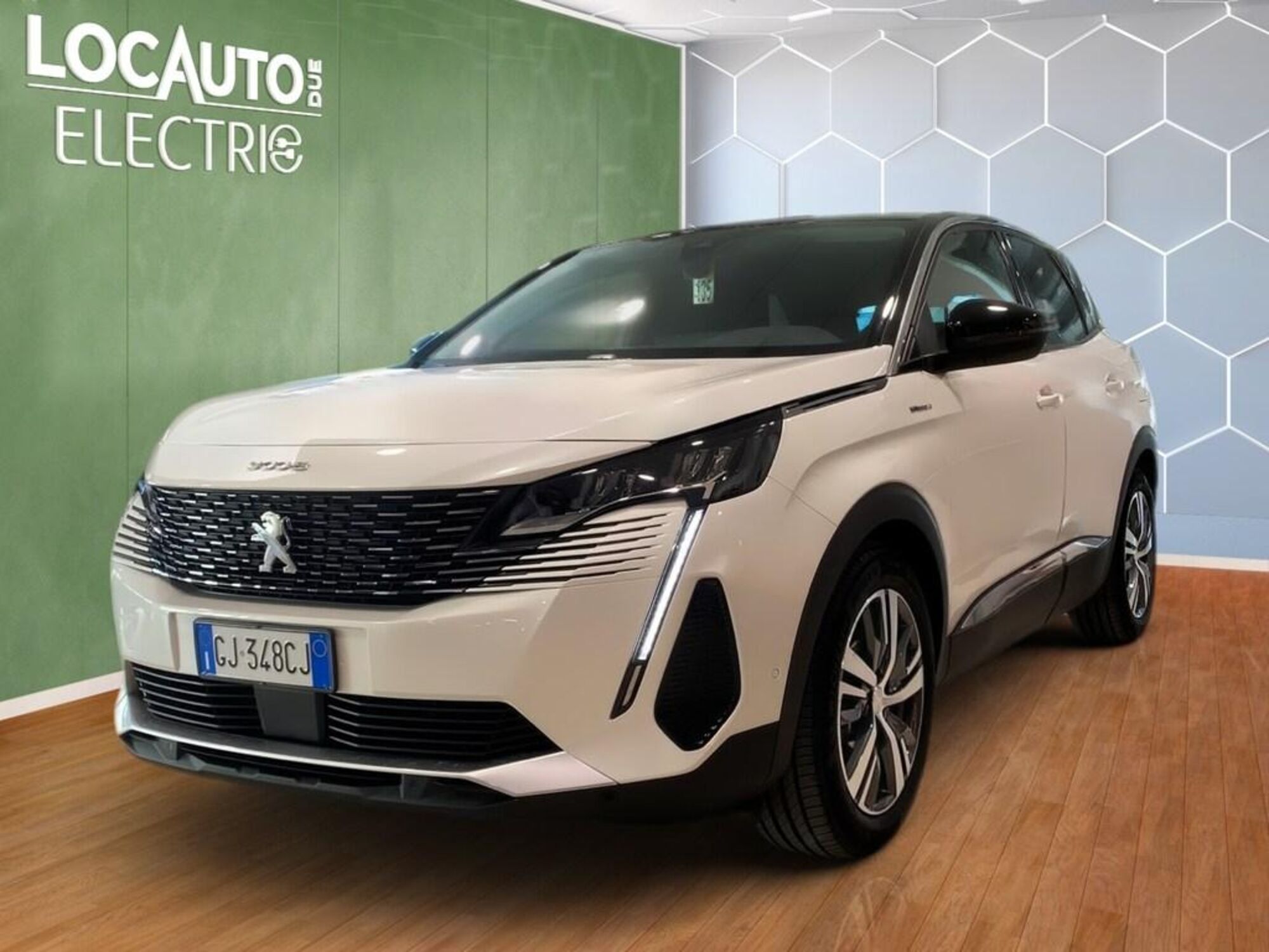 Peugeot 3008 HYbrid4  del 2022 usata a Torino