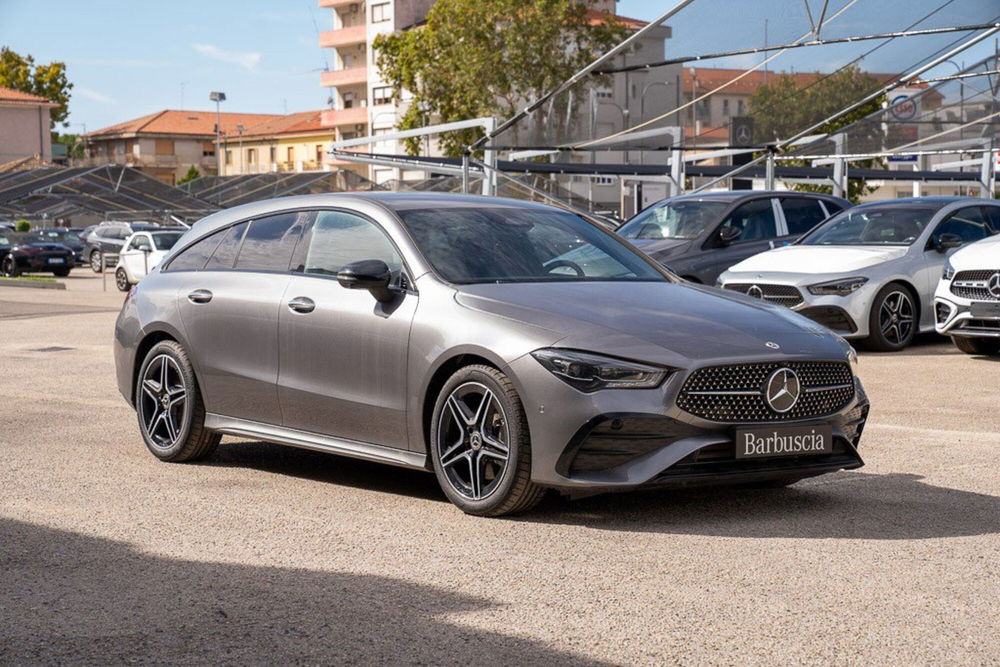 Mercedes-Benz CLA Shooting Brake nuova a Pescara (3)