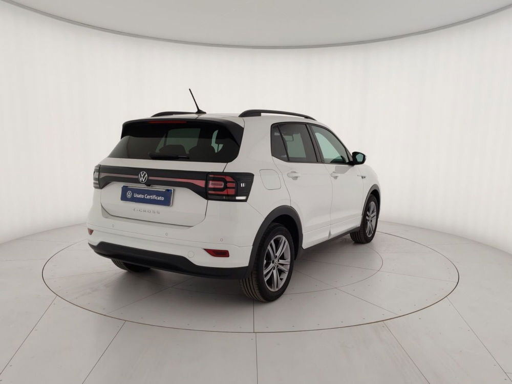 Volkswagen T-Cross usata a Massa-Carrara (3)