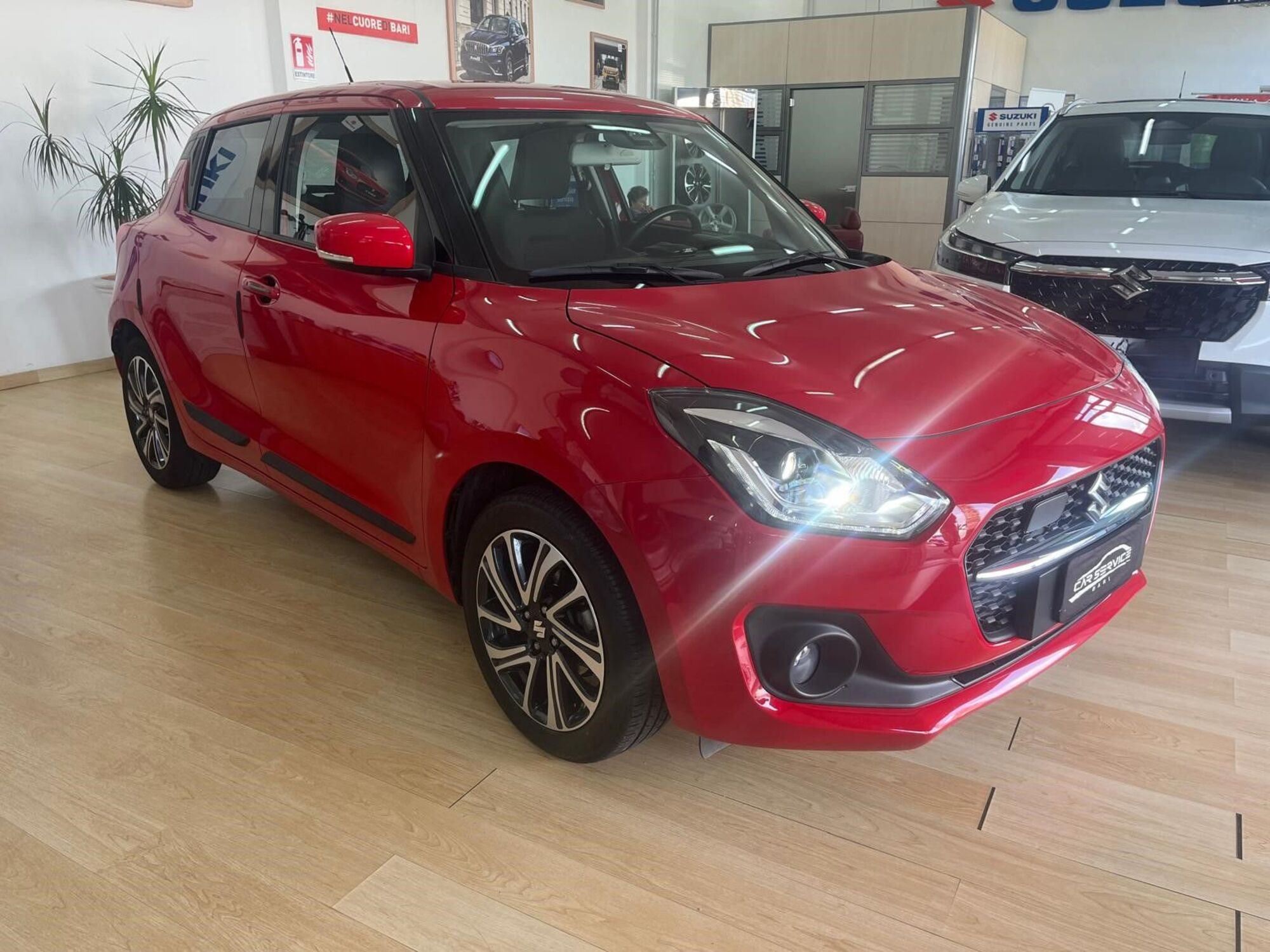 Suzuki Swift 1.2 Hybrid Easy Top del 2022 usata a Bari