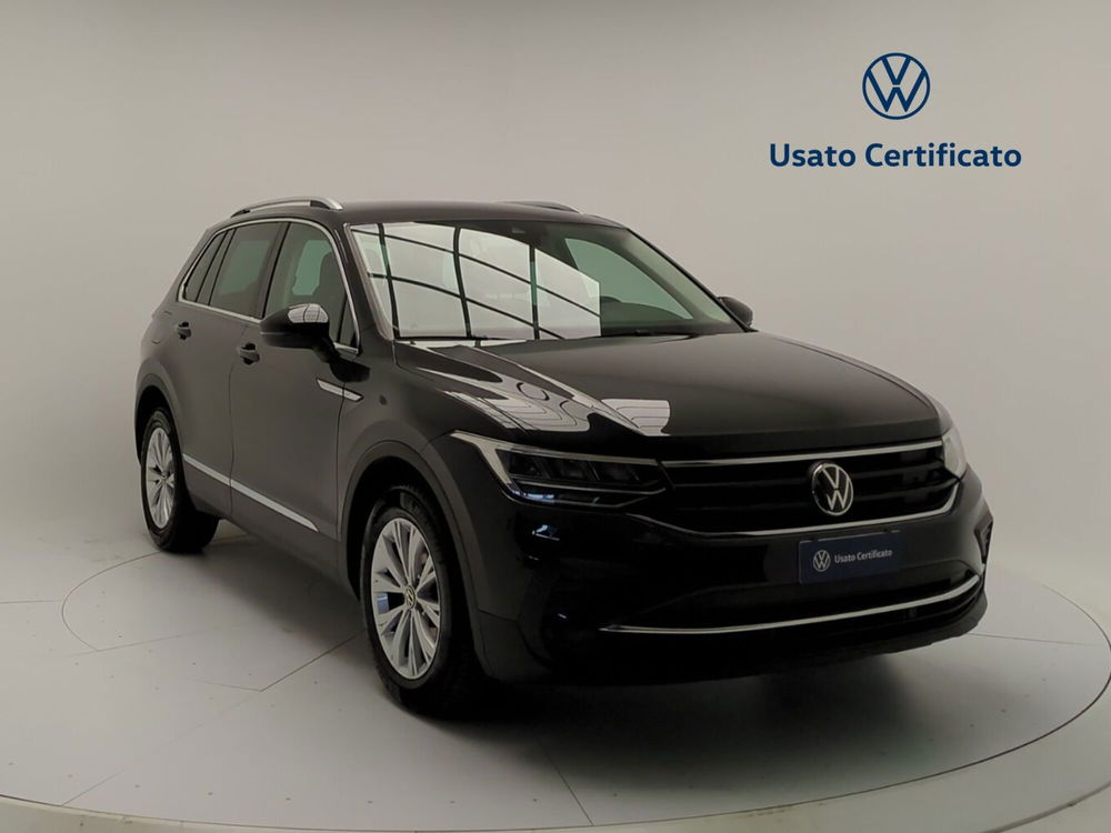 Volkswagen Tiguan usata a Avellino