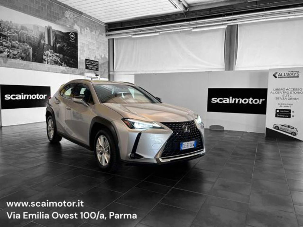 Lexus UX usata a Parma