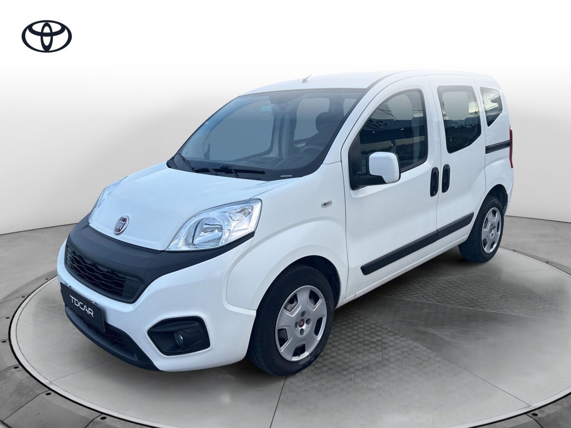 Fiat QUBO 1.3 MJT 80 CV Lounge  del 2019 usata a Siracusa