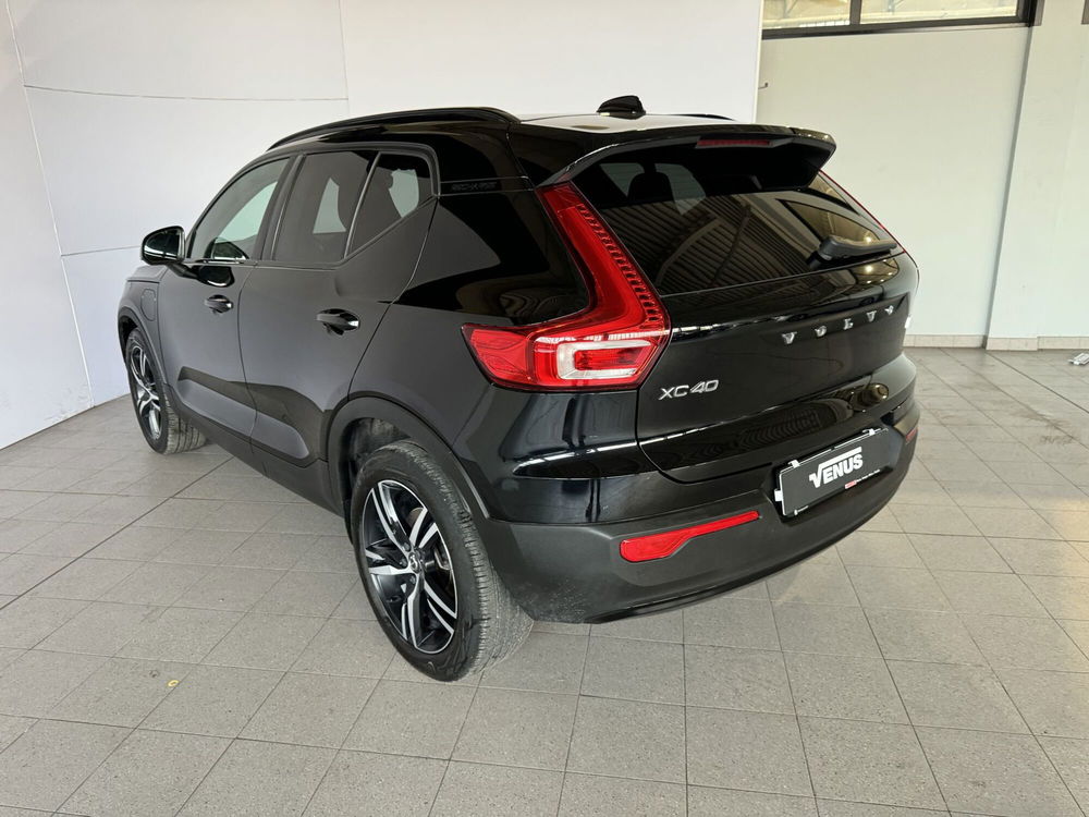 Volvo XC40 usata a Monza e Brianza (4)