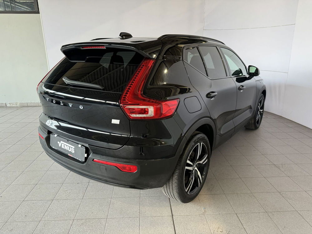 Volvo XC40 usata a Monza e Brianza (7)