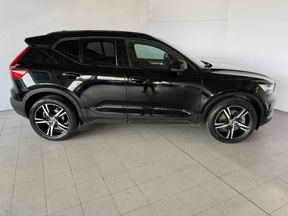 Volvo XC40 usata a Monza e Brianza (8)