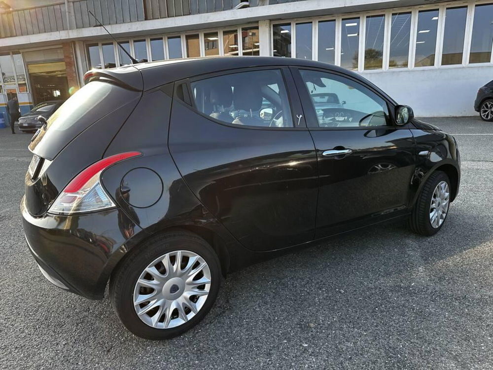 Lancia Ypsilon usata a Torino (3)