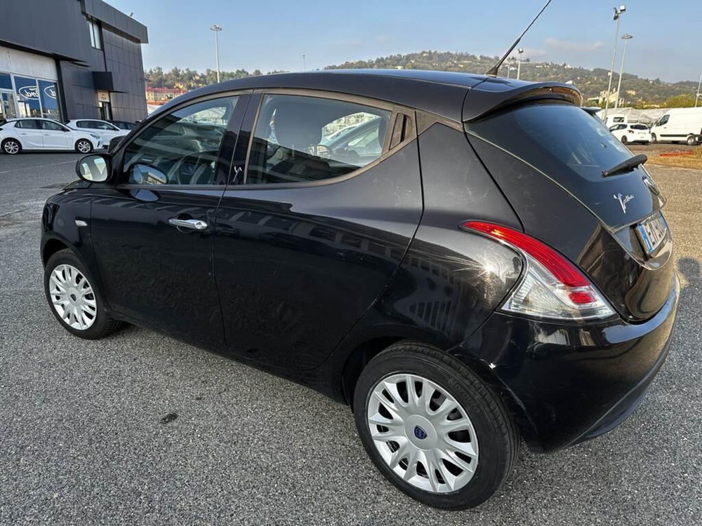 Lancia Ypsilon usata a Torino (4)