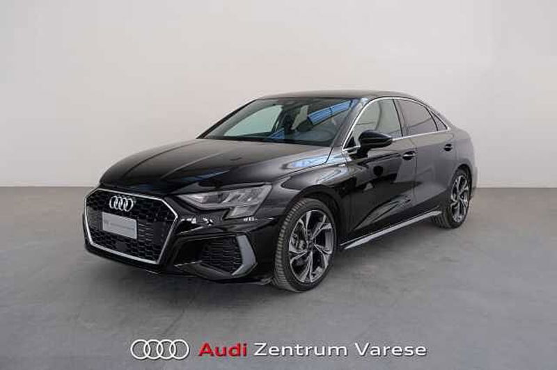 Audi A3 Sedan 30 TFSI S line edition del 2023 usata a Varese