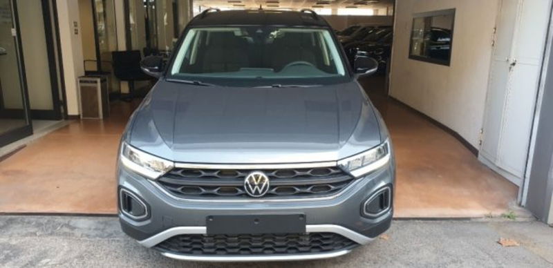 Volkswagen T-Roc 1.5 tsi Life dsg nuova a Sanremo