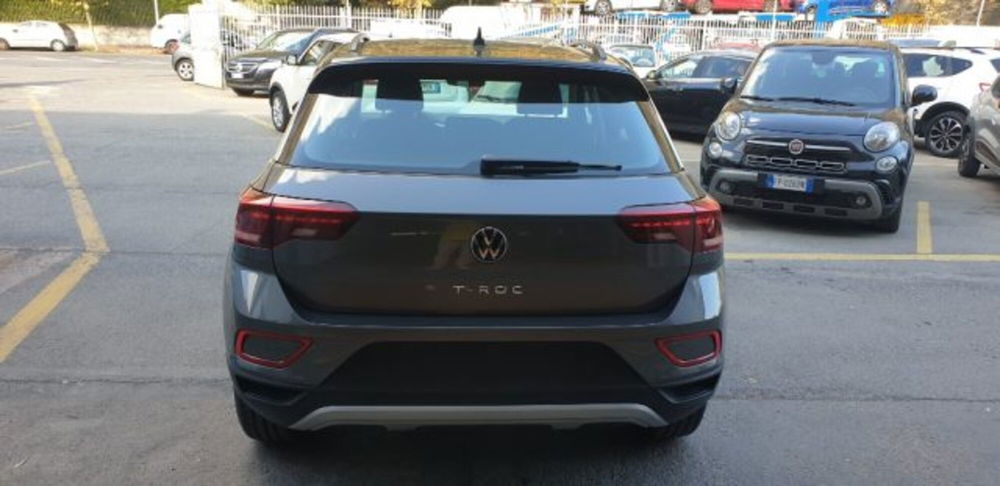 Volkswagen T-Roc nuova a Imperia (7)