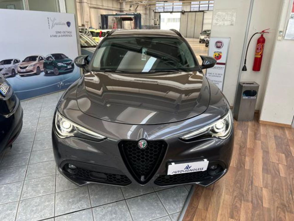 Alfa Romeo Stelvio usata a Modena (2)