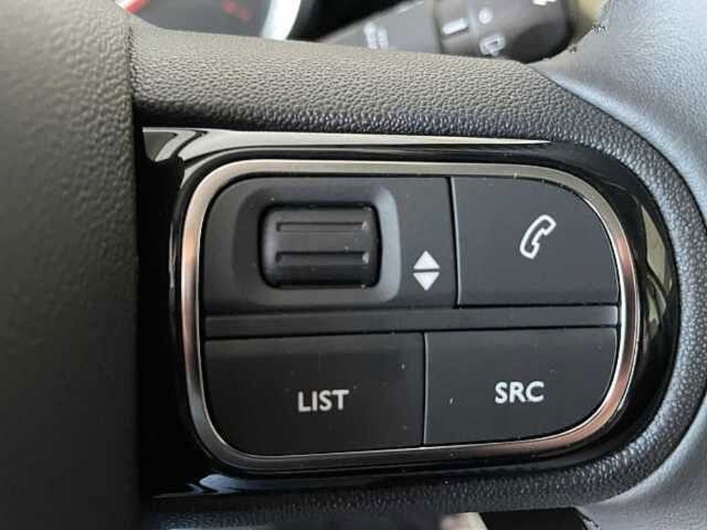 Citroen C3 Aircross nuova a Vibo Valentia (14)