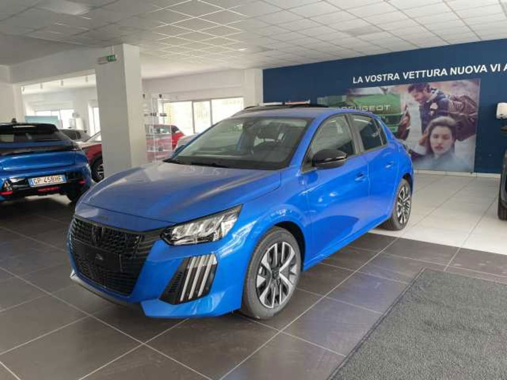 Peugeot 208 nuova a Vibo Valentia