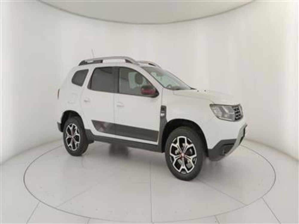 Dacia Duster usata a Bari (10)