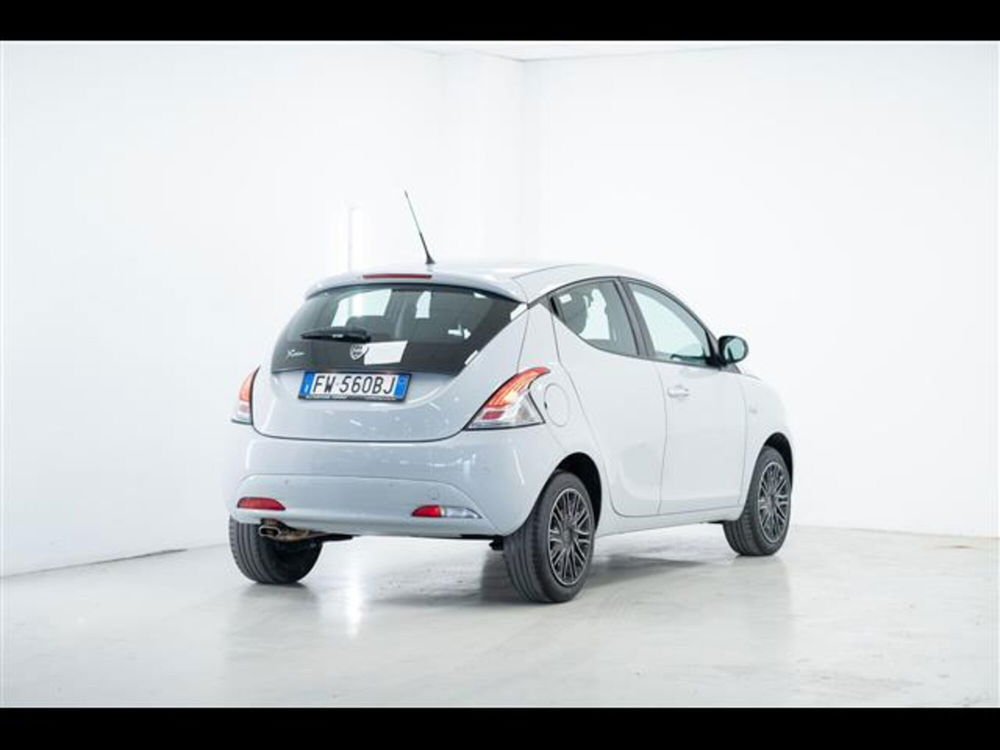 Lancia Ypsilon usata a Torino (2)