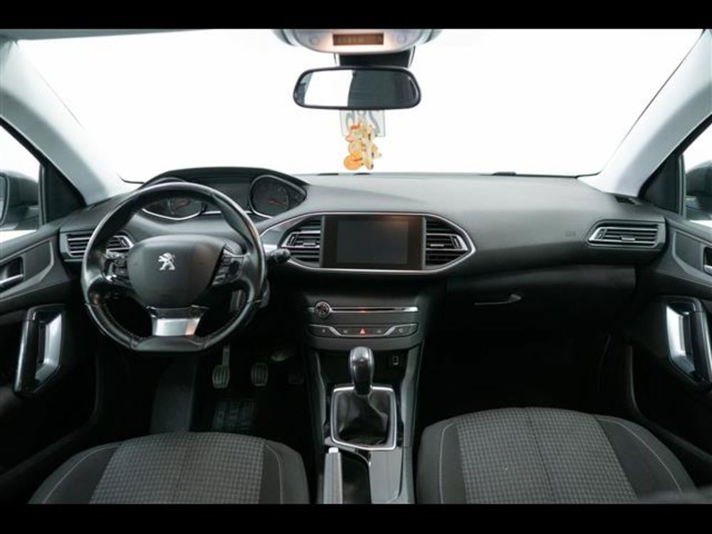 Peugeot 308 SW usata a Torino (8)