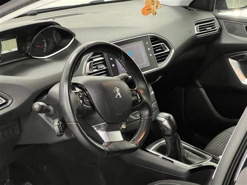 Peugeot 308 SW usata a Torino (8)