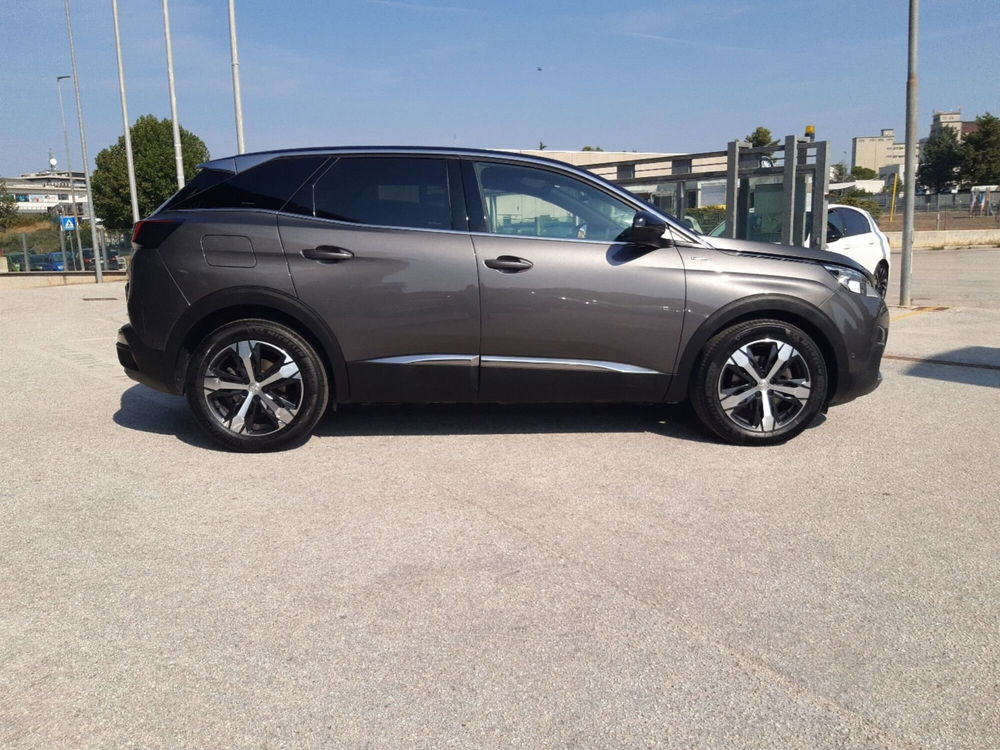 Peugeot 3008 usata a Campobasso (7)