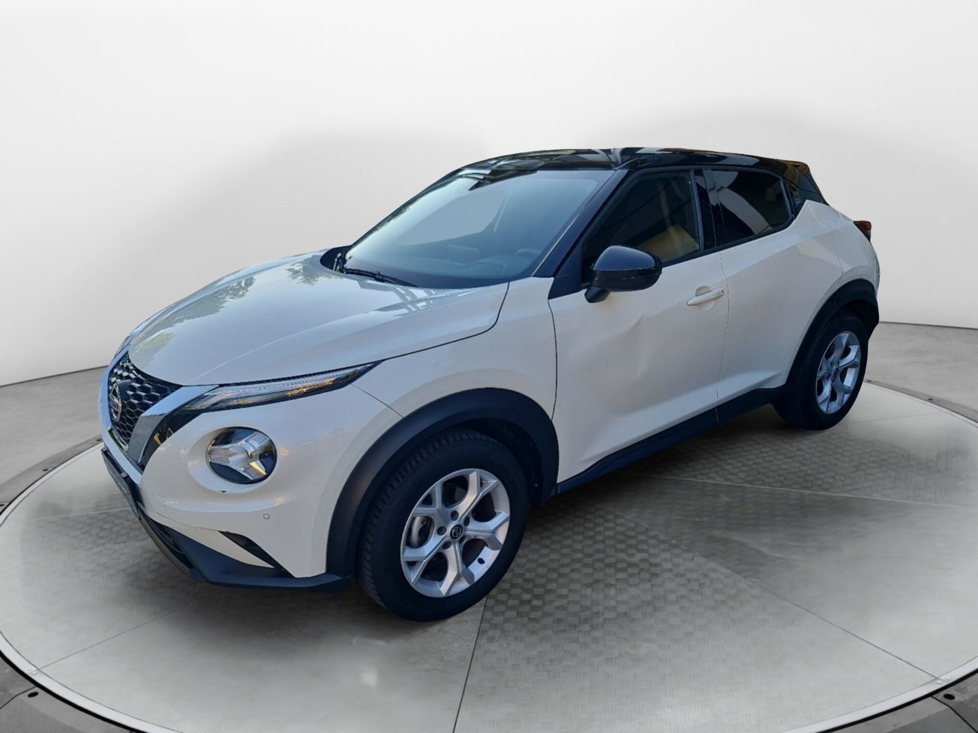 Nissan Juke 1.0 dig-t N-Connecta 114cv del 2021 usata a San Lazzaro di Savena