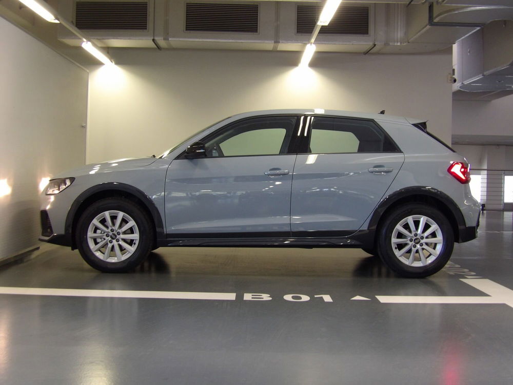 Audi A1 allstreet nuova a Modena (3)