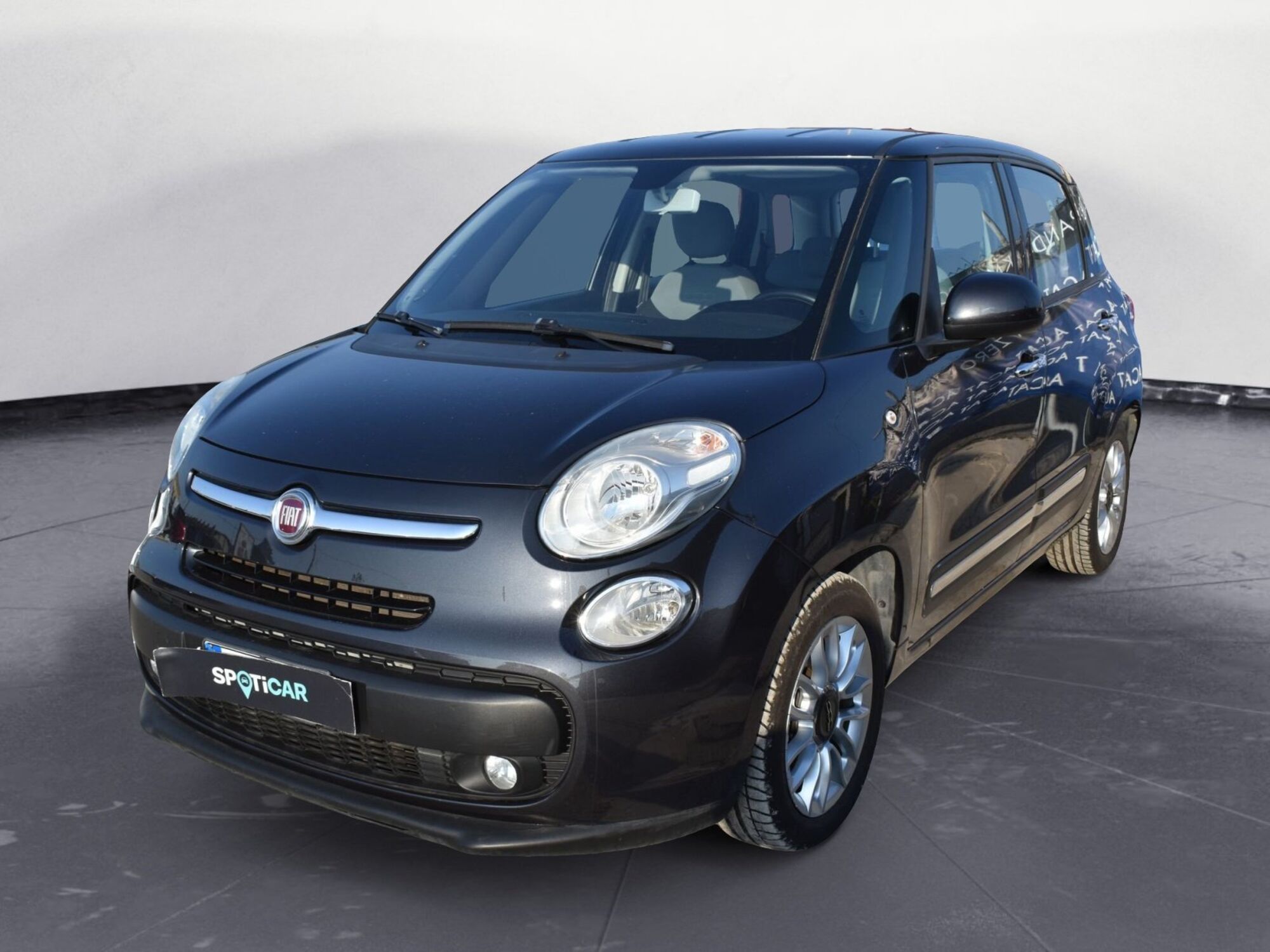 Fiat 500L 1.3 Multijet 95 CV Pop Star  del 2016 usata a Catania