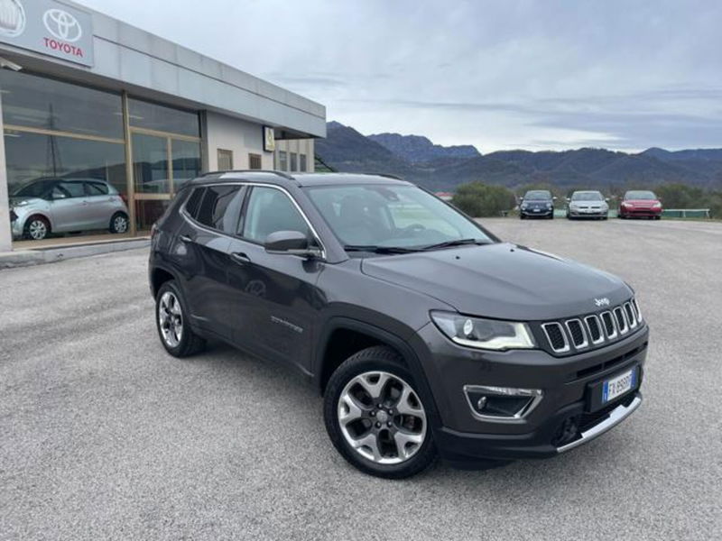 Jeep Compass 2.0 Multijet II aut. 4WD Limited  del 2019 usata a Maniago