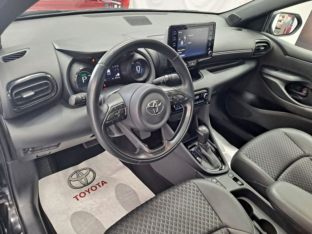 Toyota Yaris usata a Roma (17)