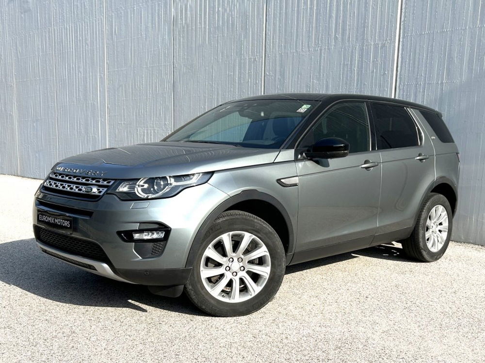 Land Rover Discovery Sport usata a Trento