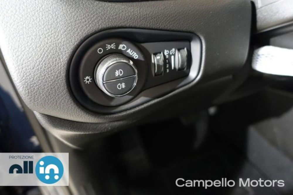 Jeep Renegade nuova a Venezia (16)