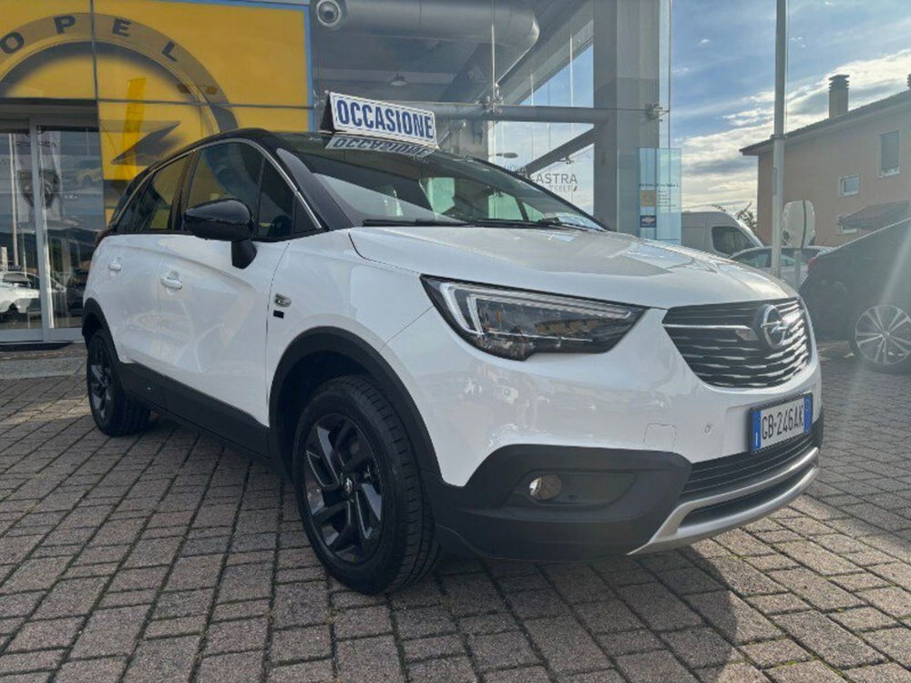 Opel Crossland X usata a Lecco (3)