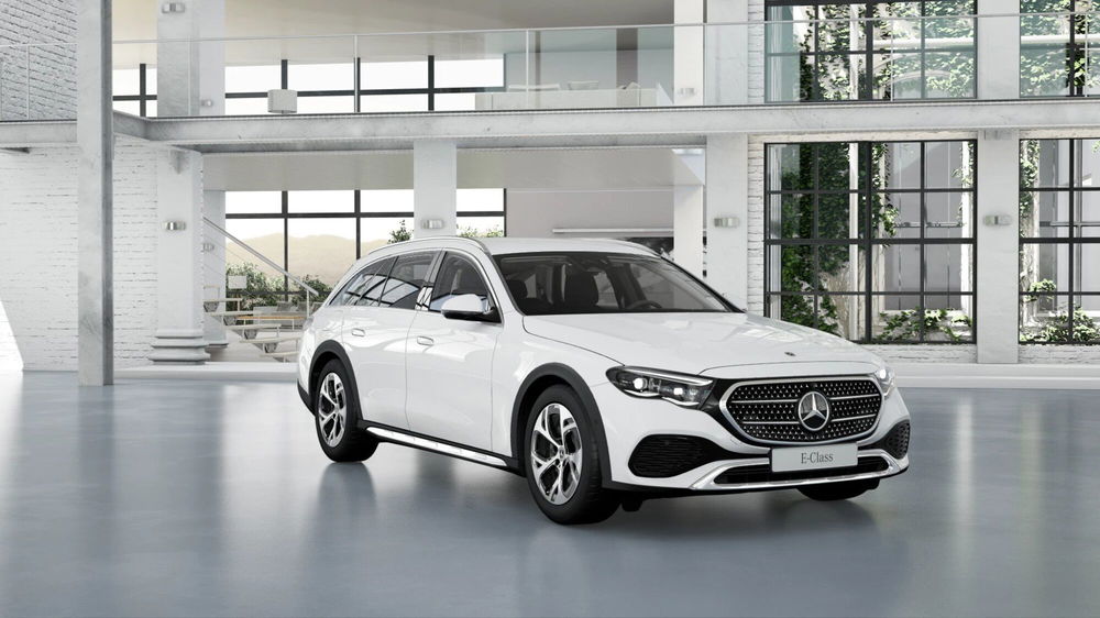 Mercedes-Benz Classe E Station Wagon nuova a Pescara