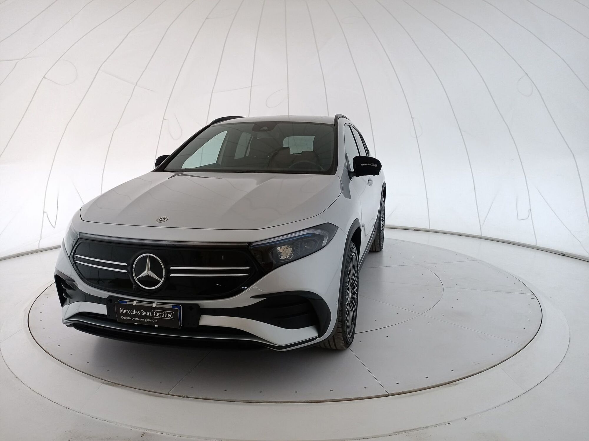 Mercedes-Benz EQA 250 Premium Pro  del 2023 usata a Bari